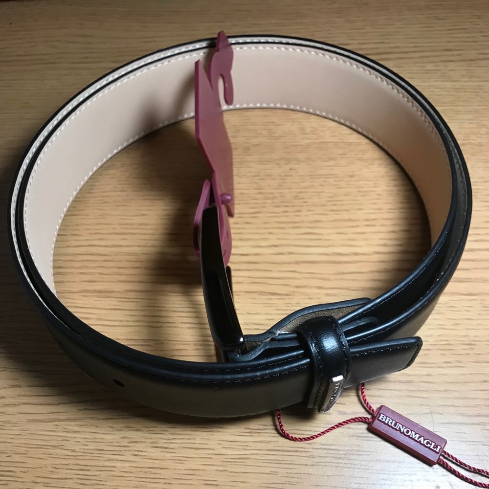 NWT Bruno Magli Leather Belt